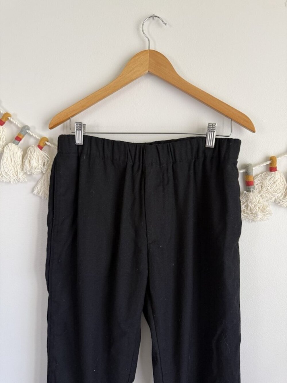 Club Monaco Wool Blend Black Pull On Boiled Pant Dressy Modest Capsule Wardrobe - Picture 3 of 10